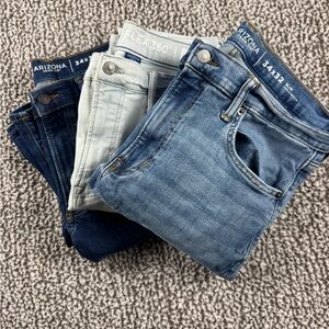 Bundle of 3 pairs Arizona Jean Company Men's Slim Jeans in Blue and Light Blue